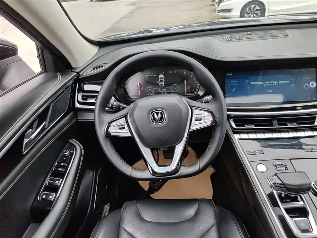 Changan CS85 COUPE 2019 — фото 11