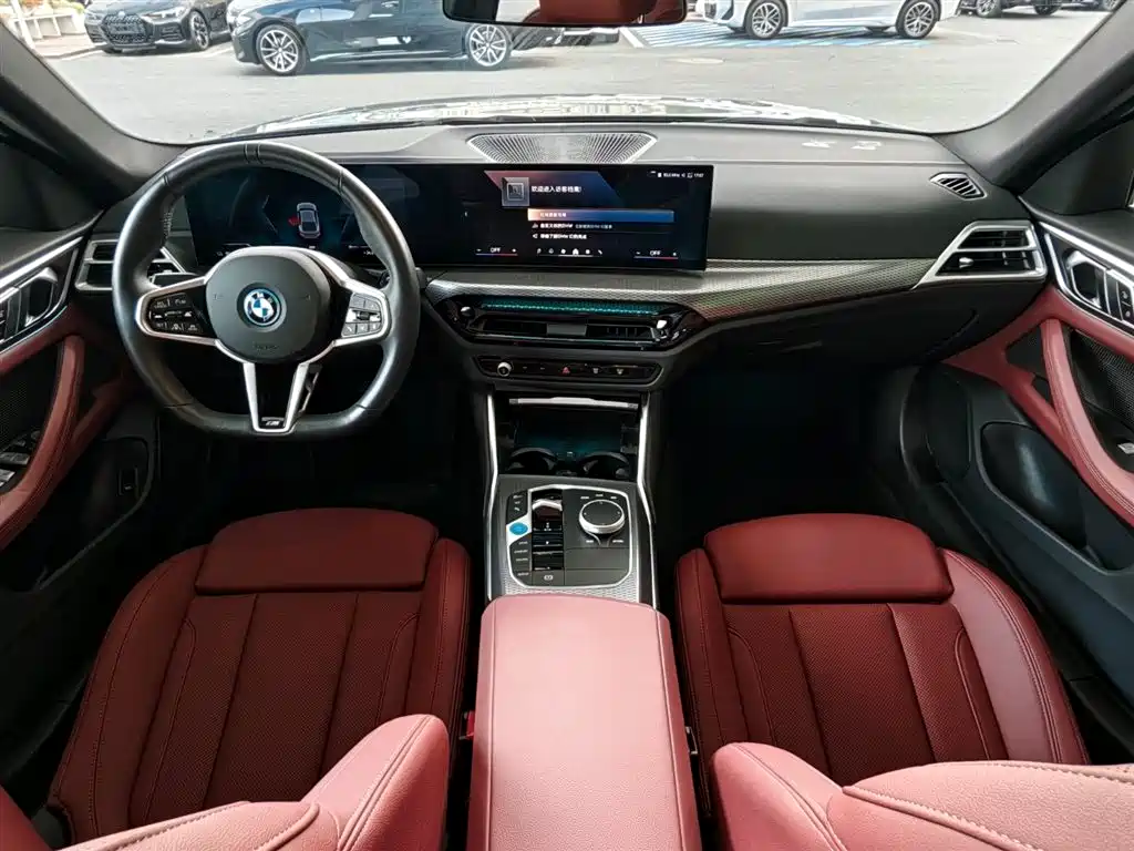 BMW i4 2025 — фото 12