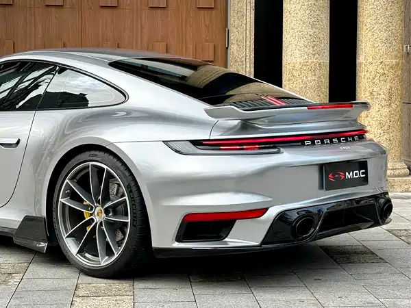 Porsche 911 2023
