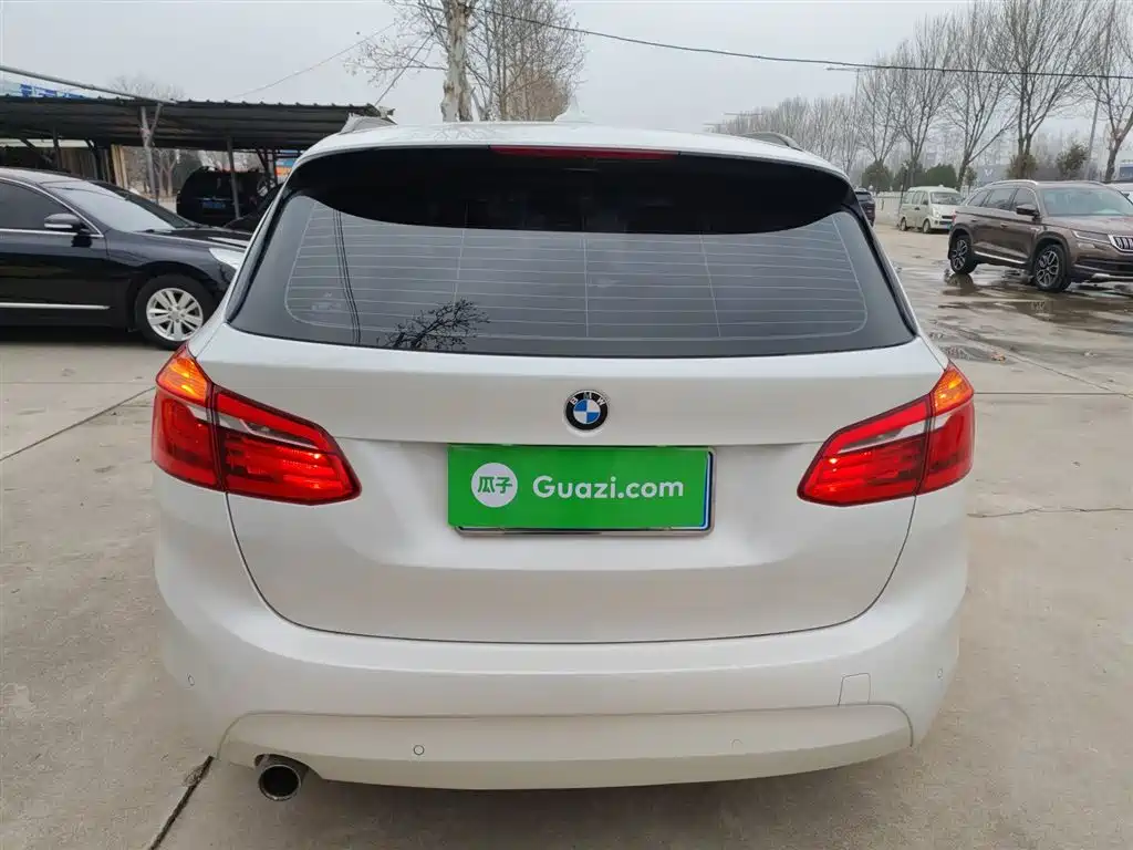 BMW 2 Series Active Tourer 2018 — фото 4