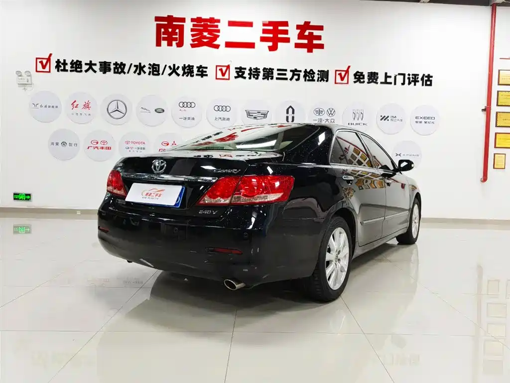Toyota Camry 2008 — фото 6