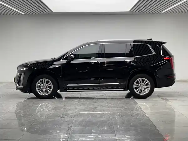 Cadillac XT6 2023