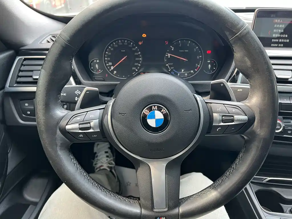 BMW 3 Series GT 2018 — фото 32