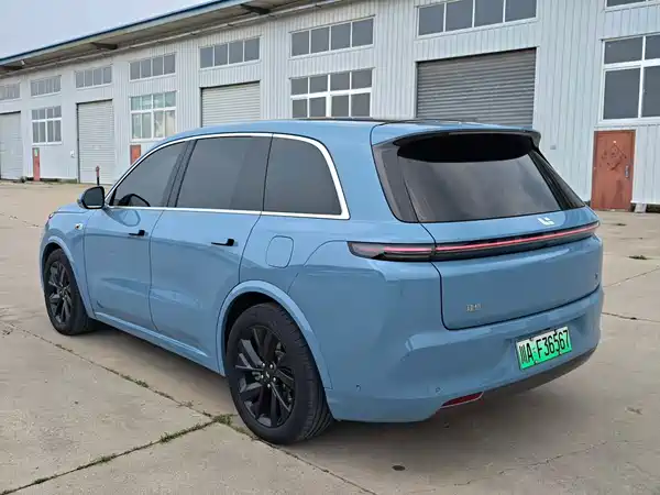 Li Auto L8 2023