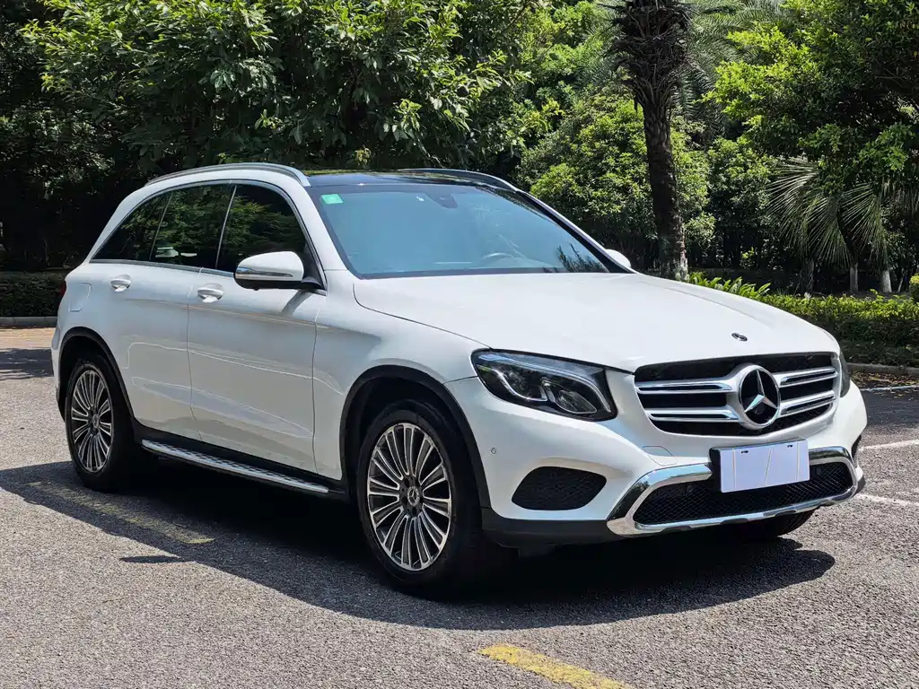 Mercedes-Benz GLC 2017 — фото 1