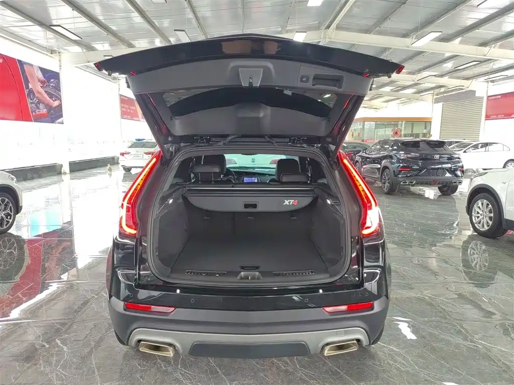 Cadillac XT4 2021 — фото 15