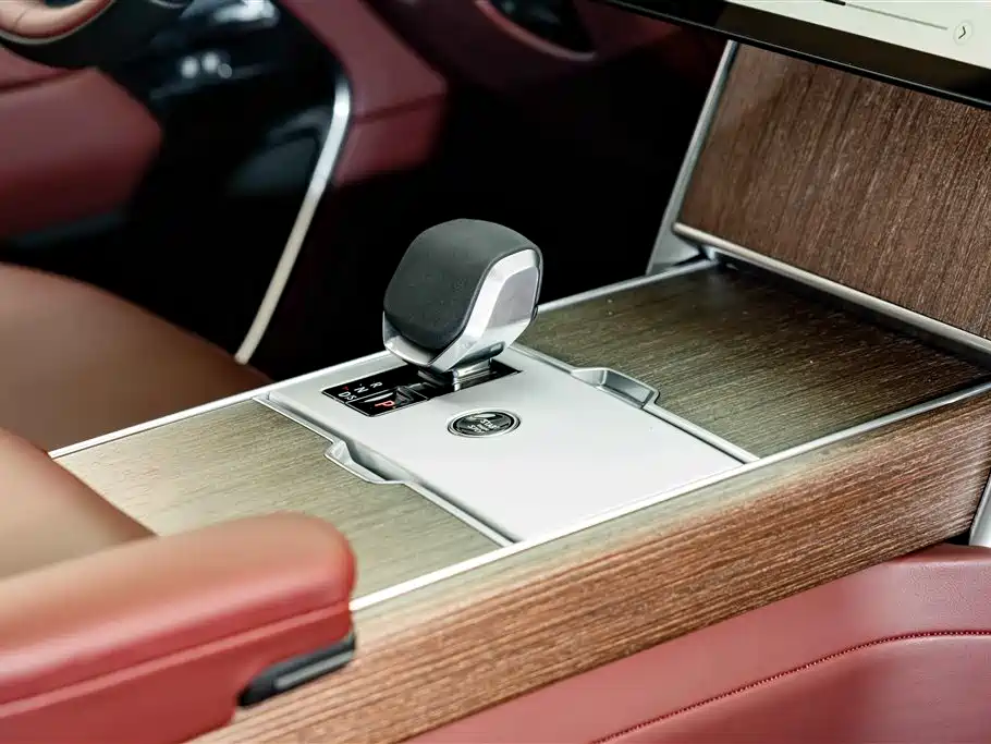 Land Rover Range Rover 2026 — фото 18
