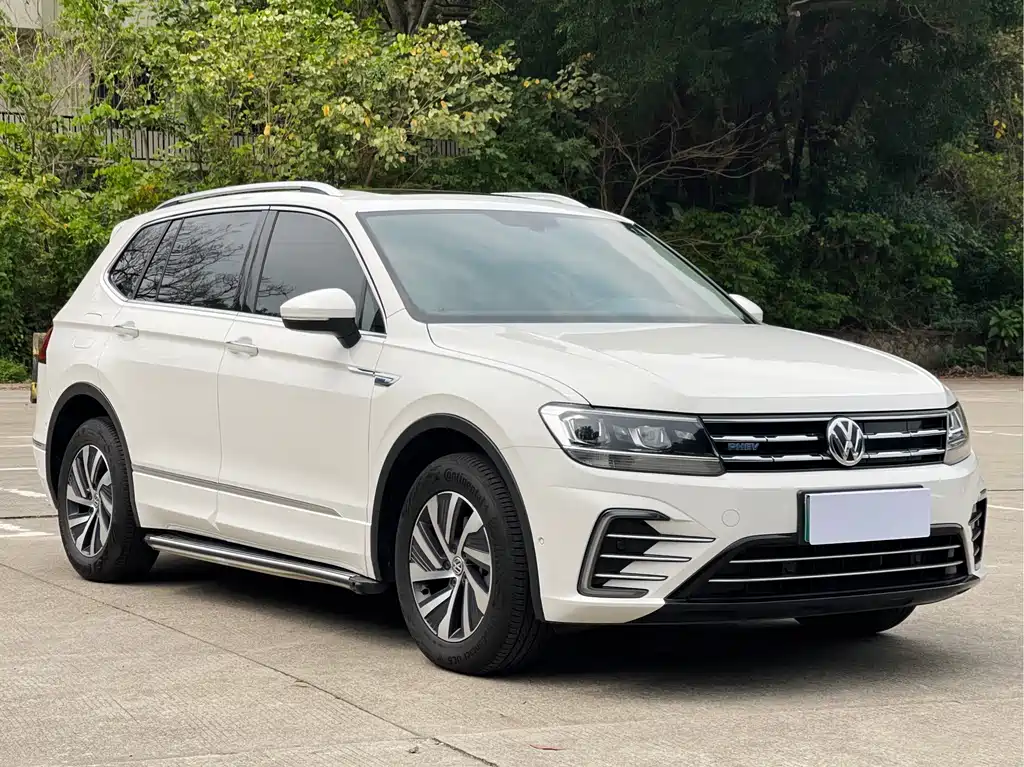 Volkswagen Tiguan L PHEV 2021 — фото 4
