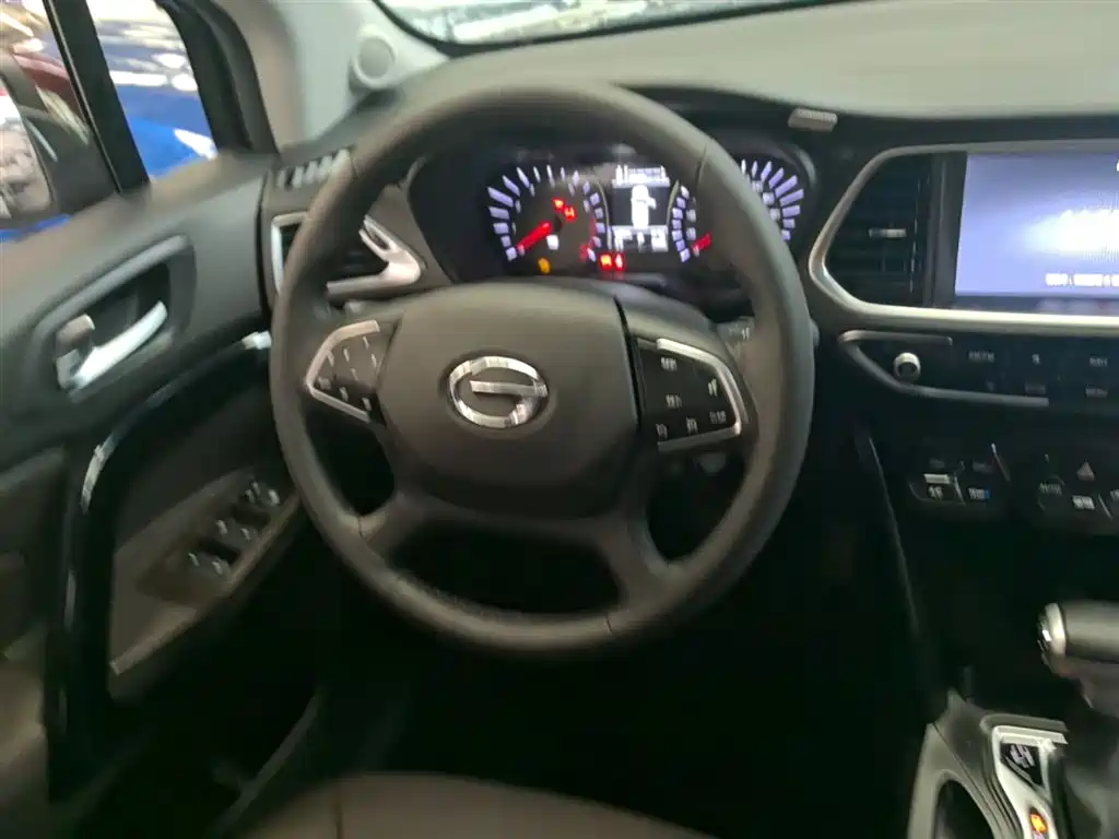 GAC Motor Trumpchi GS4 2018 — фото 11