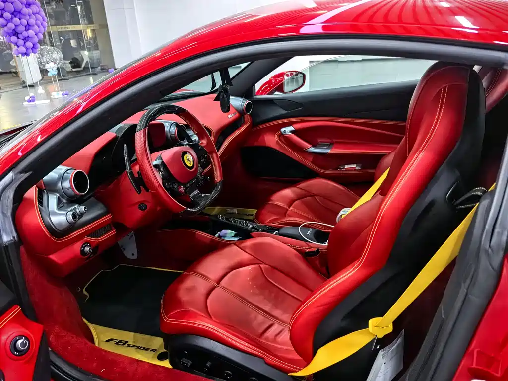 Ferrari F8 2022 — фото 4