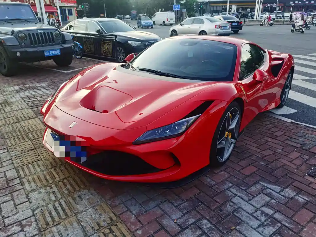 Ferrari F8 2022 — фото 12