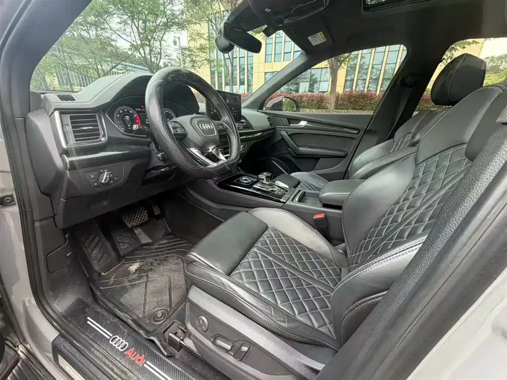 Audi Q5L Sportback 2022 — фото 7