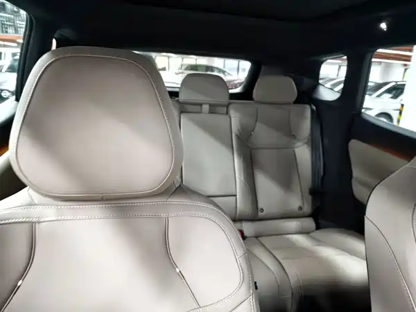 Volvo XC70 Plug-In Hybrid 2025