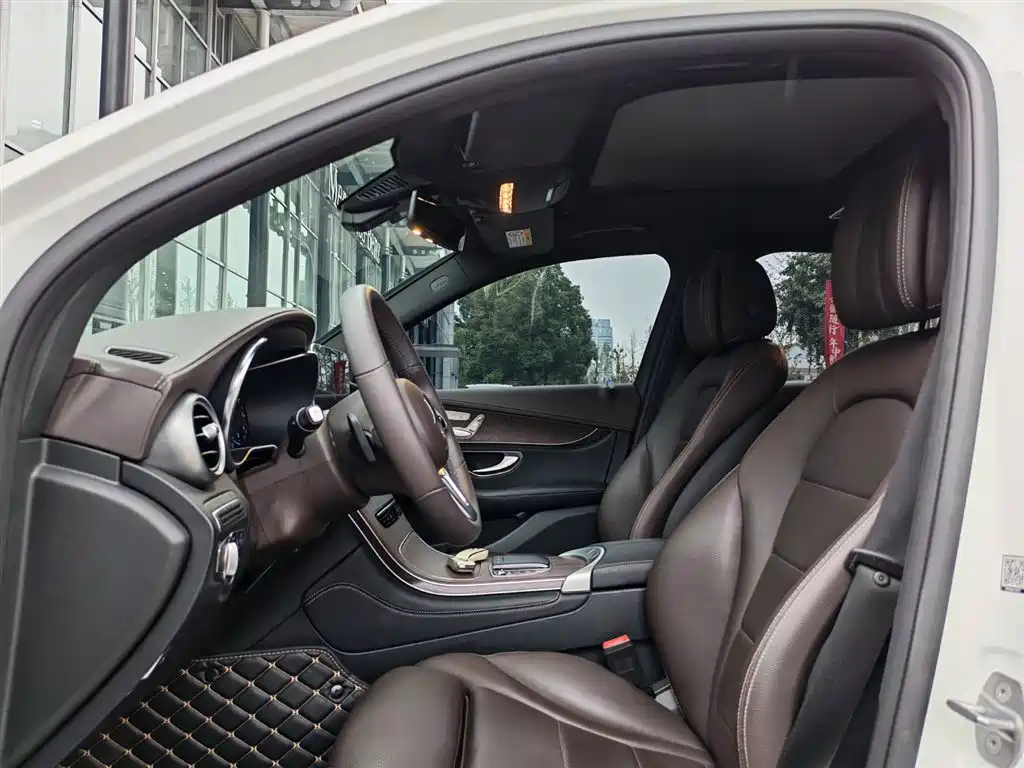 Mercedes-Benz GLC 2020 — фото 10