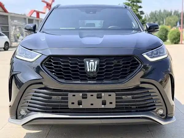 Toyota Crown Kluger 2025