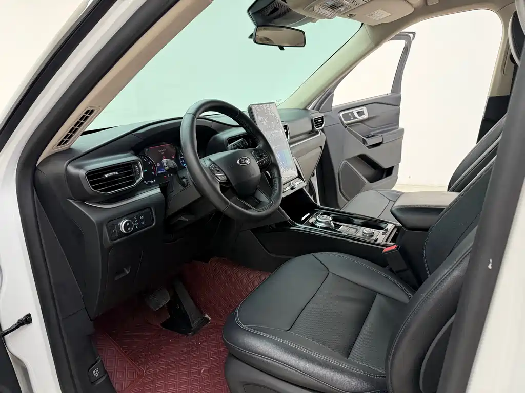 Ford Explorer 2020 — фото 11