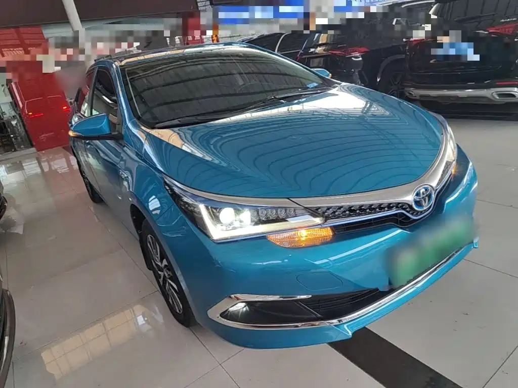 Toyota Corolla Hybrid 2019 — фото 4