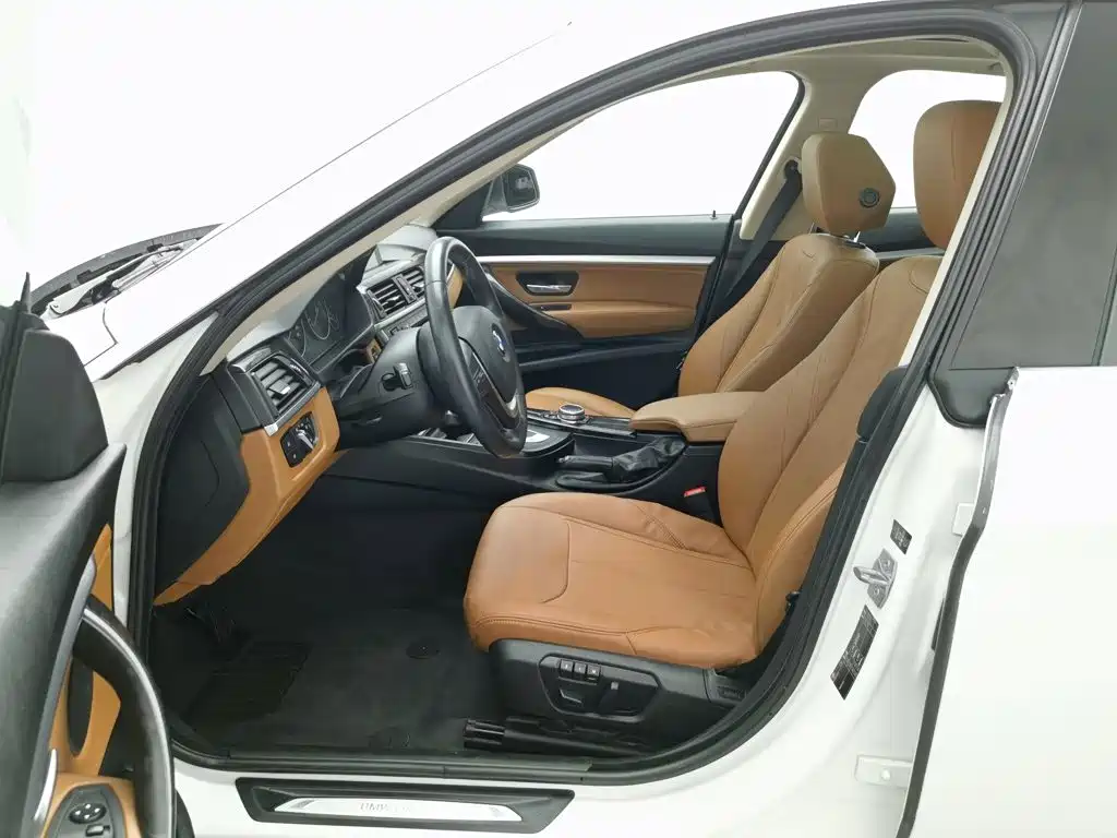 BMW 3 Series GT 2015 — фото 10