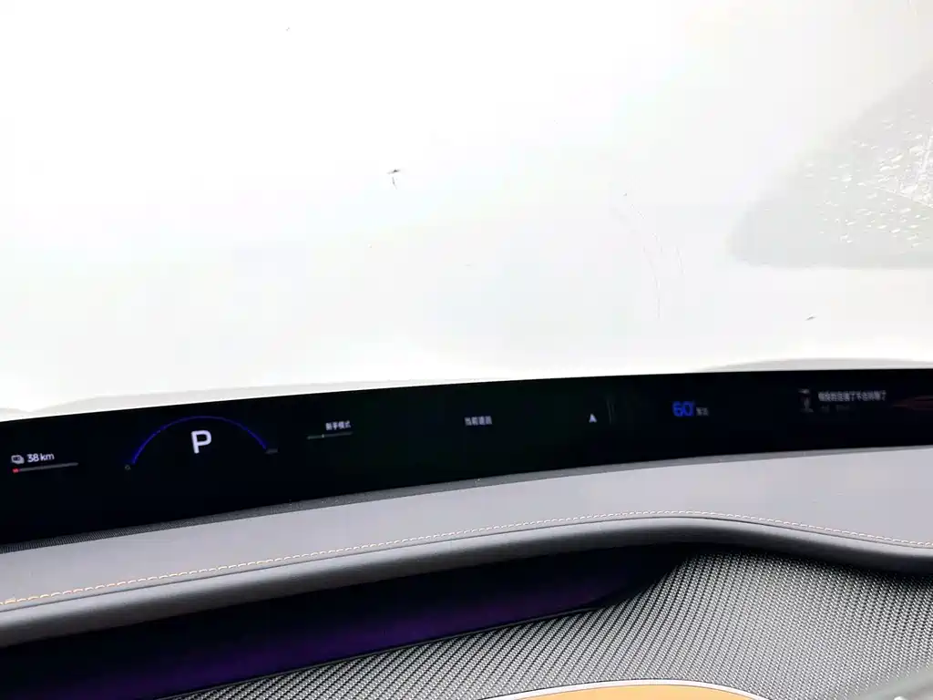 Xiaomi YU7 2025 — фото 11