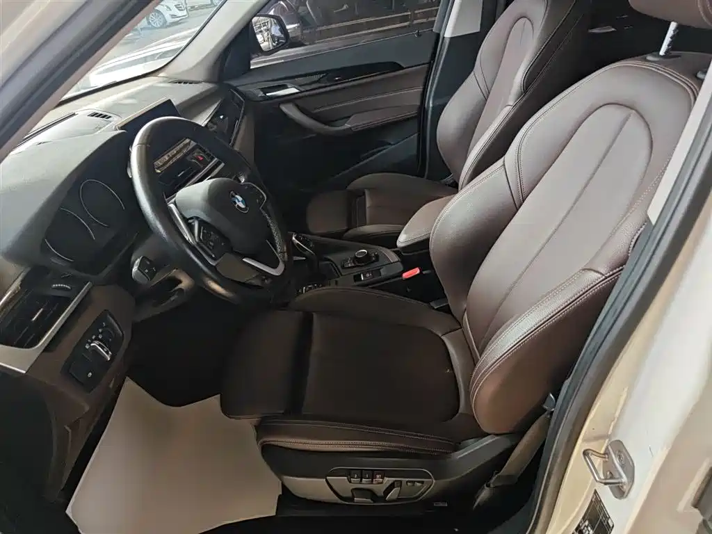 BMW X1 2020 — фото 15