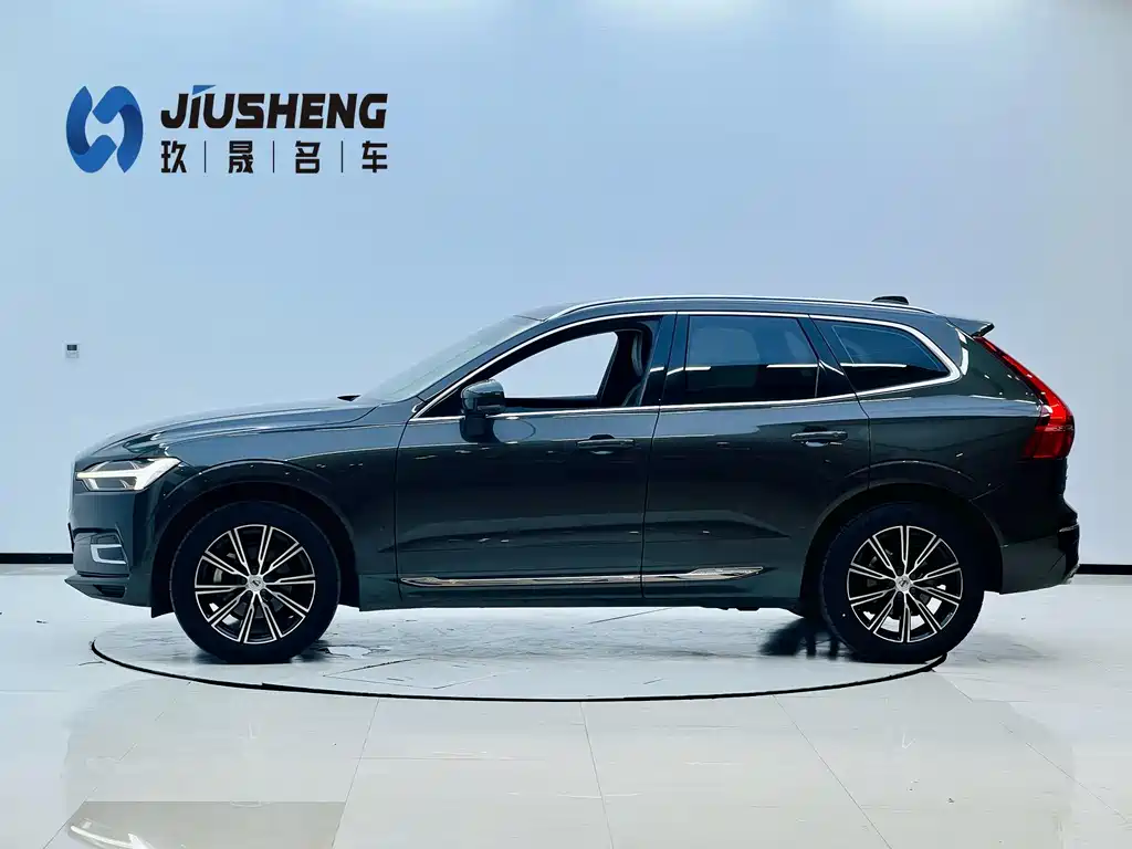 Volvo XC60 2020 — фото 3