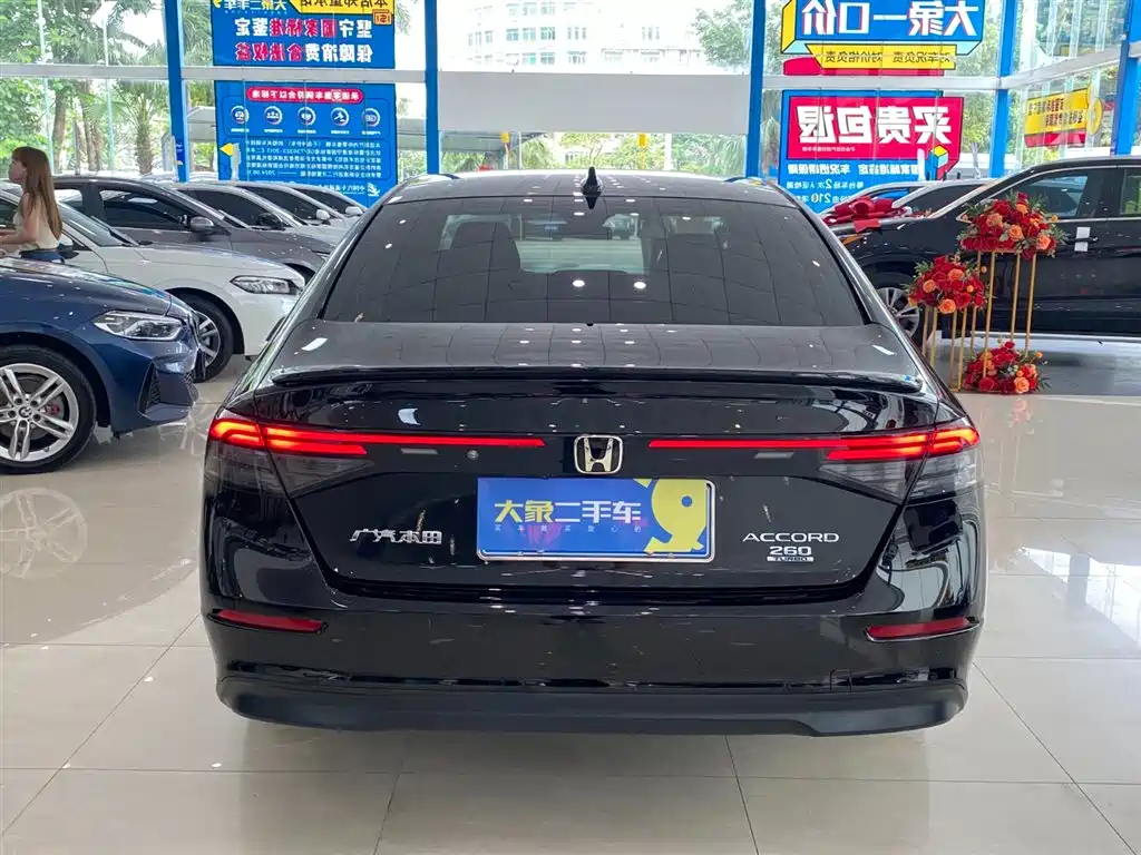 Honda Accord 2024 — фото 13