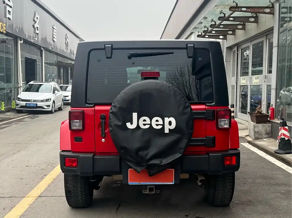 Jeep Wrangler 2014 — фото 5