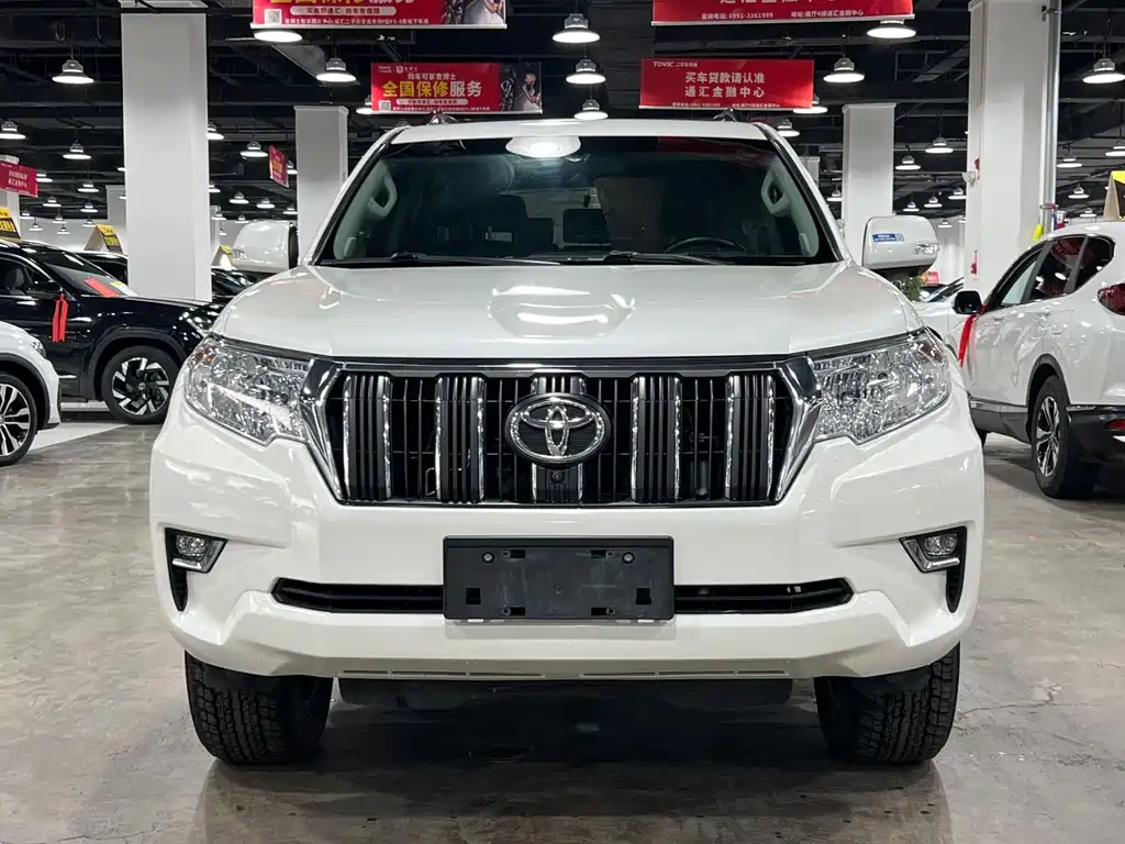 Toyota Prado 2018 — фото 1