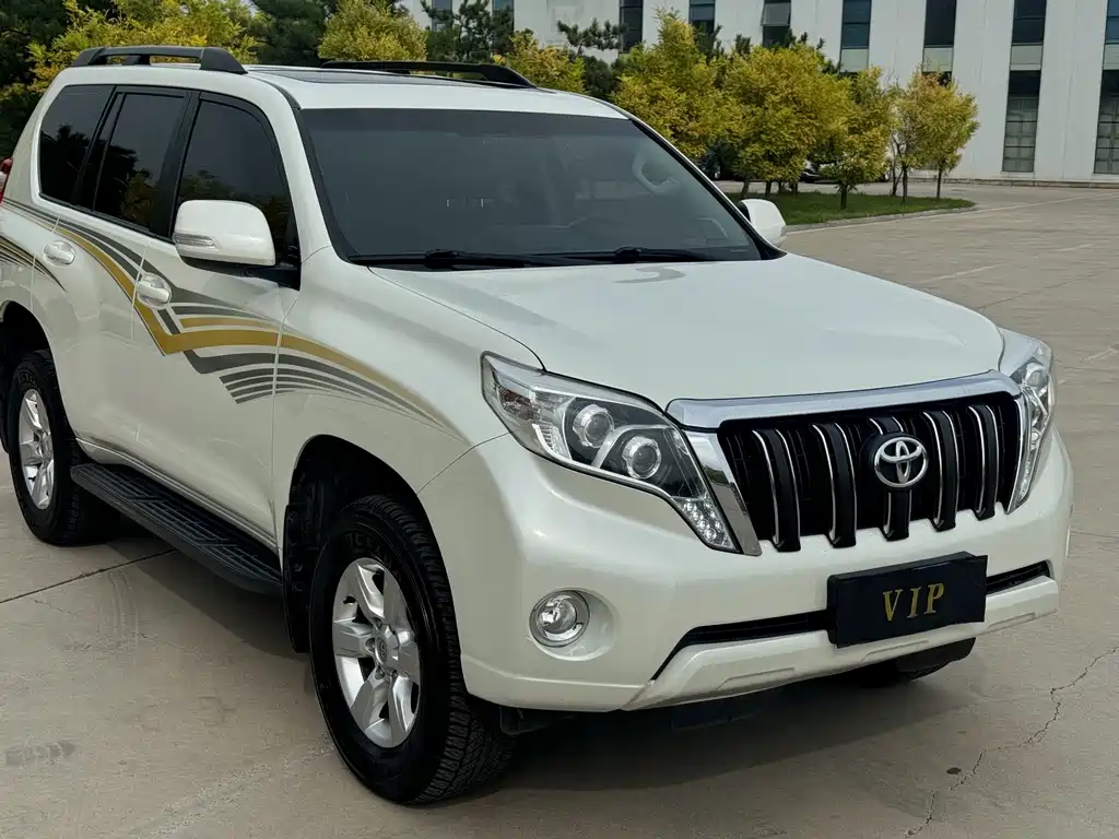 Toyota Prado 2017 — фото 3