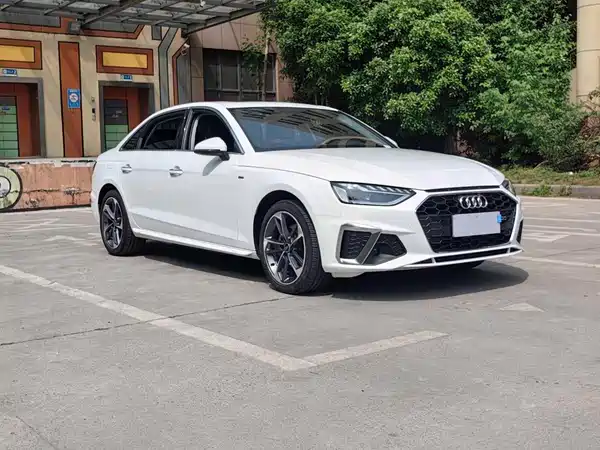 Audi A4L 2024