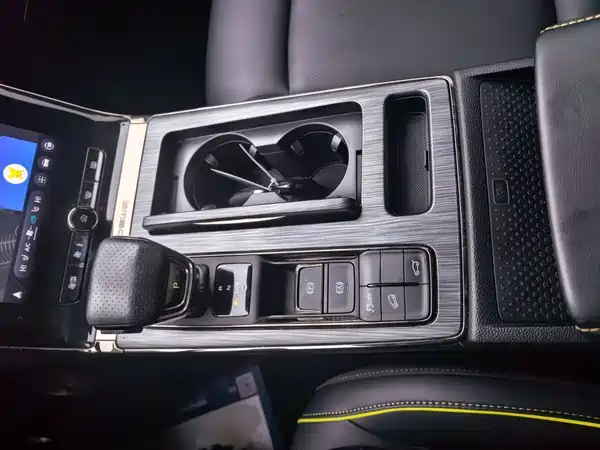 Roewe RX5 2021