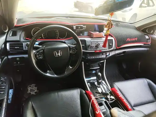 Honda Accord 2018