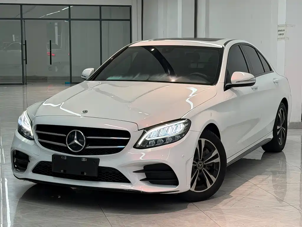 Mercedes-Benz C-Class 2019 — фото 1