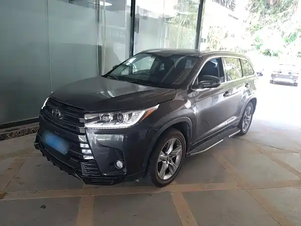 Toyota Highlander 2020