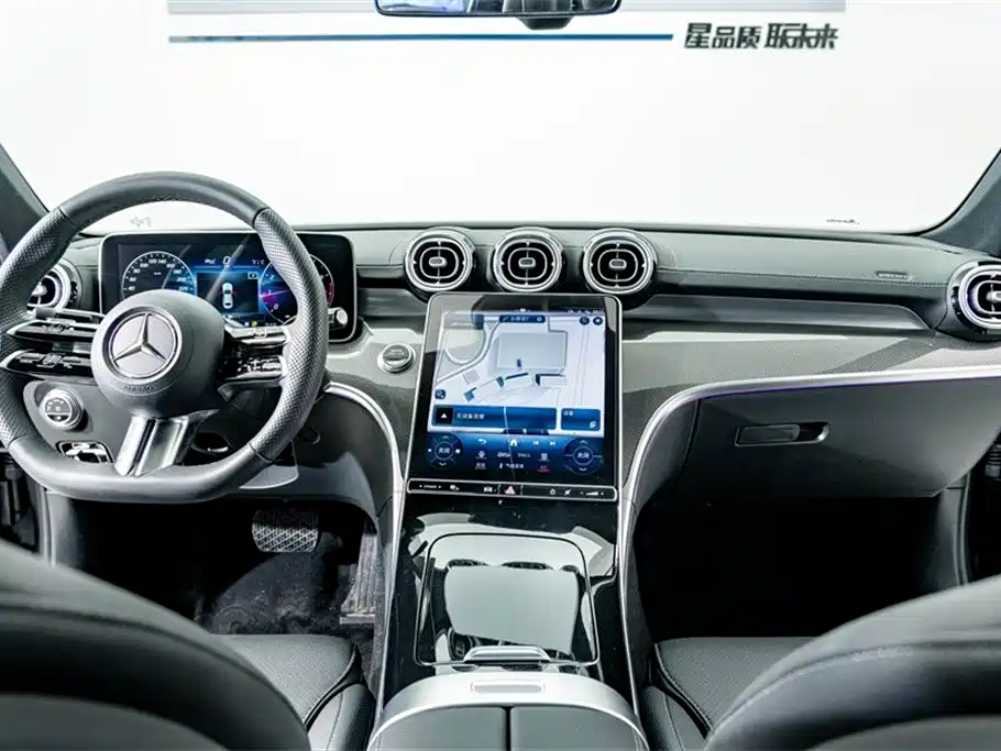 Mercedes-Benz C-Class 2024 — фото 13