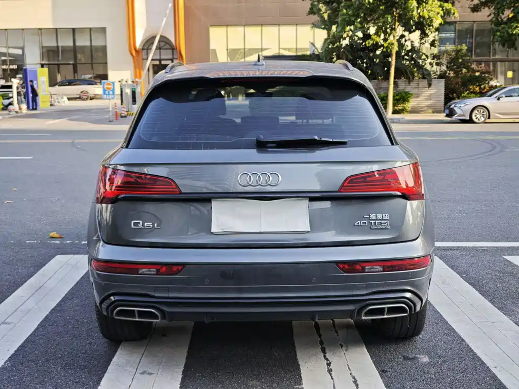 Audi Q5L 2021 — фото 4