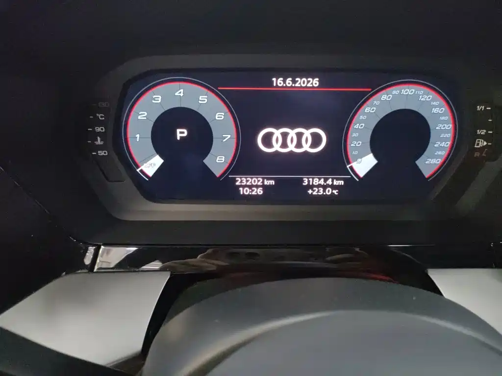Audi A3 2024 — фото 11