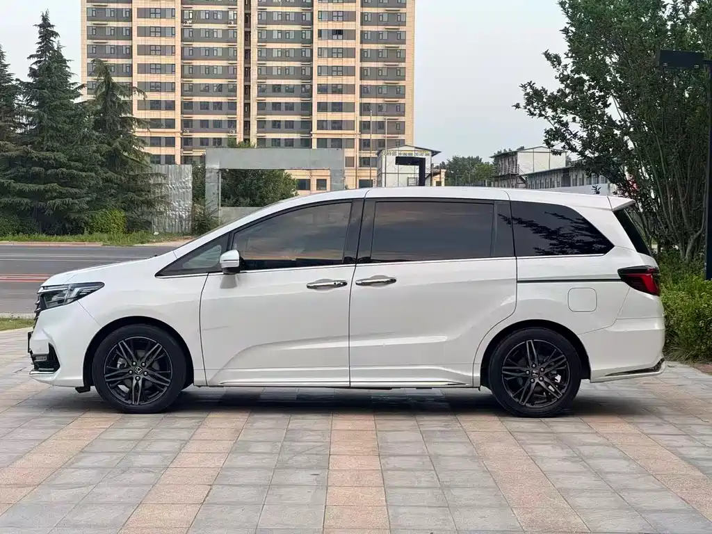 Honda Odyssey 2022 — фото 4