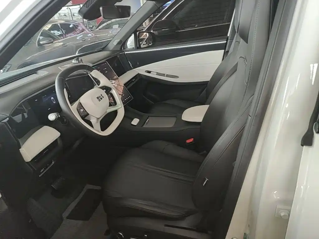 Geely Galaxy L7 2025 — фото 15