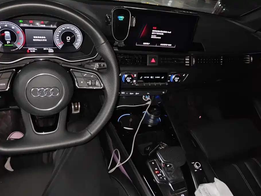 Audi A4L 2024 — фото 12