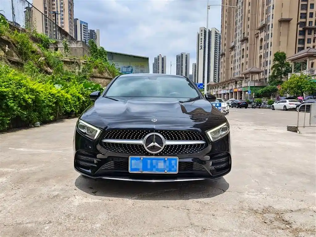 Mercedes-Benz A-Class 2019 — фото 2