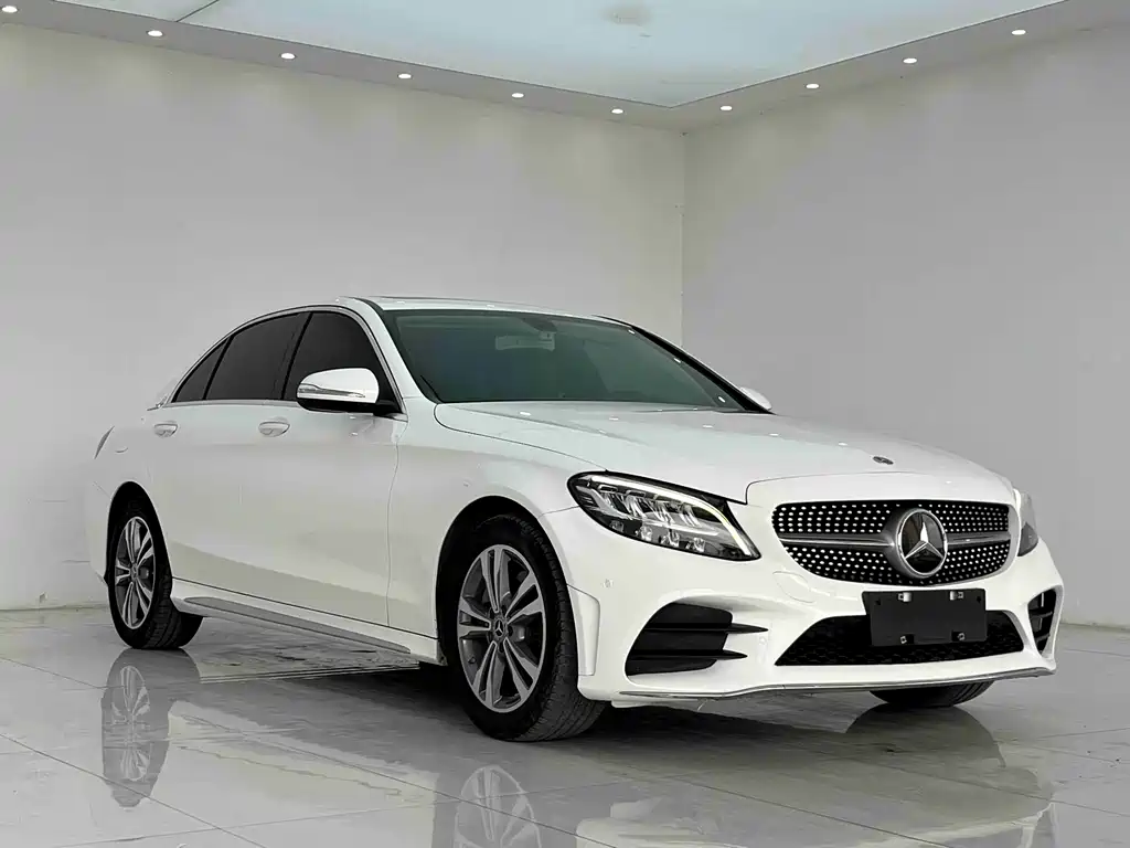 Mercedes-Benz C-Class 2020 — фото 2