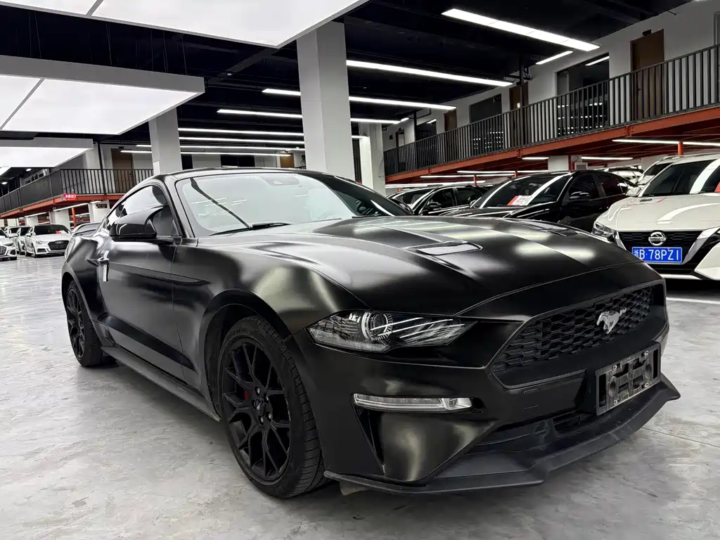 Ford Mustang 2021 — фото 3