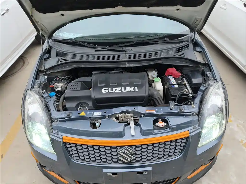 Suzuki Swift 2018 — фото 16