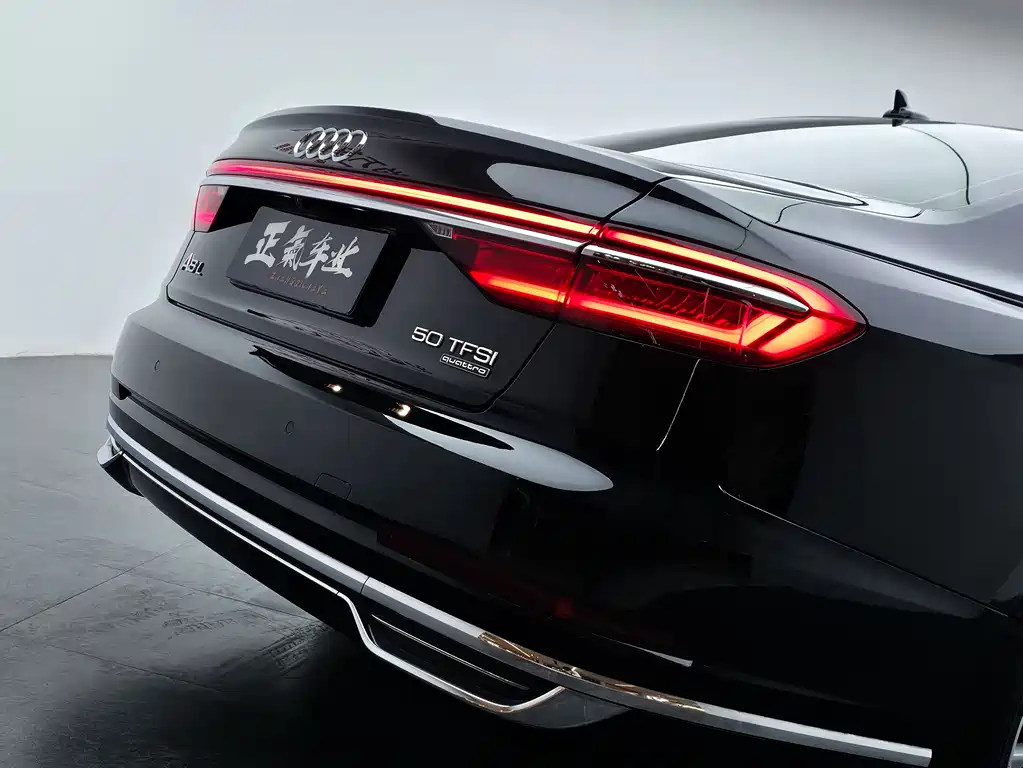Audi A8 2020 — фото 10