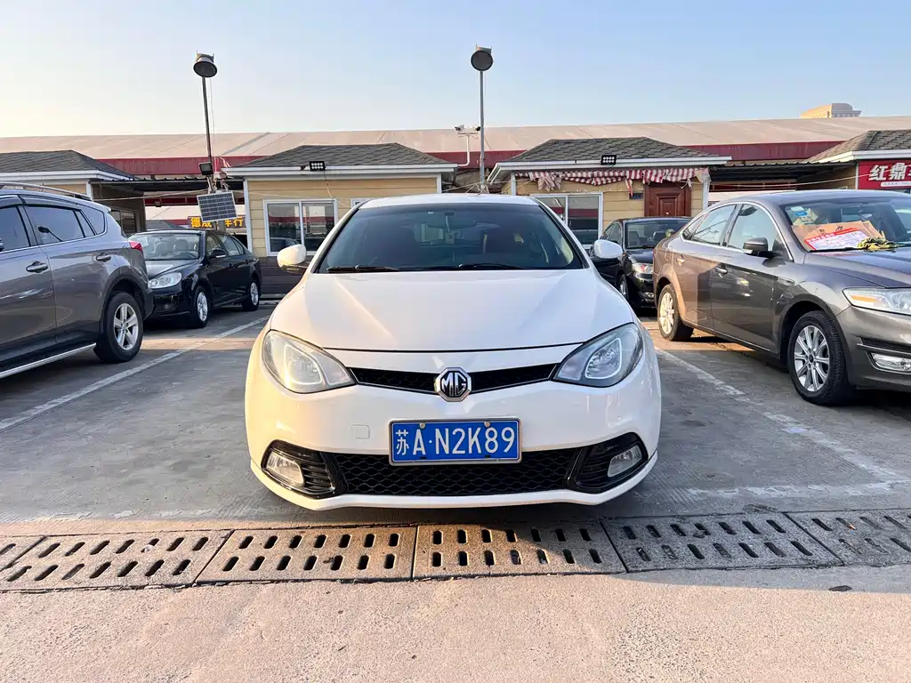 MG 6 2015
