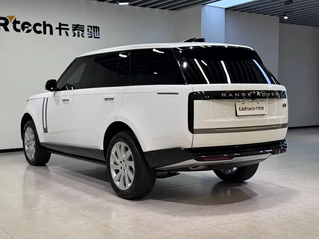 Land Rover Range Rover 2026 — фото 7