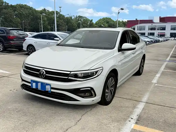 Volkswagen Bora 2024