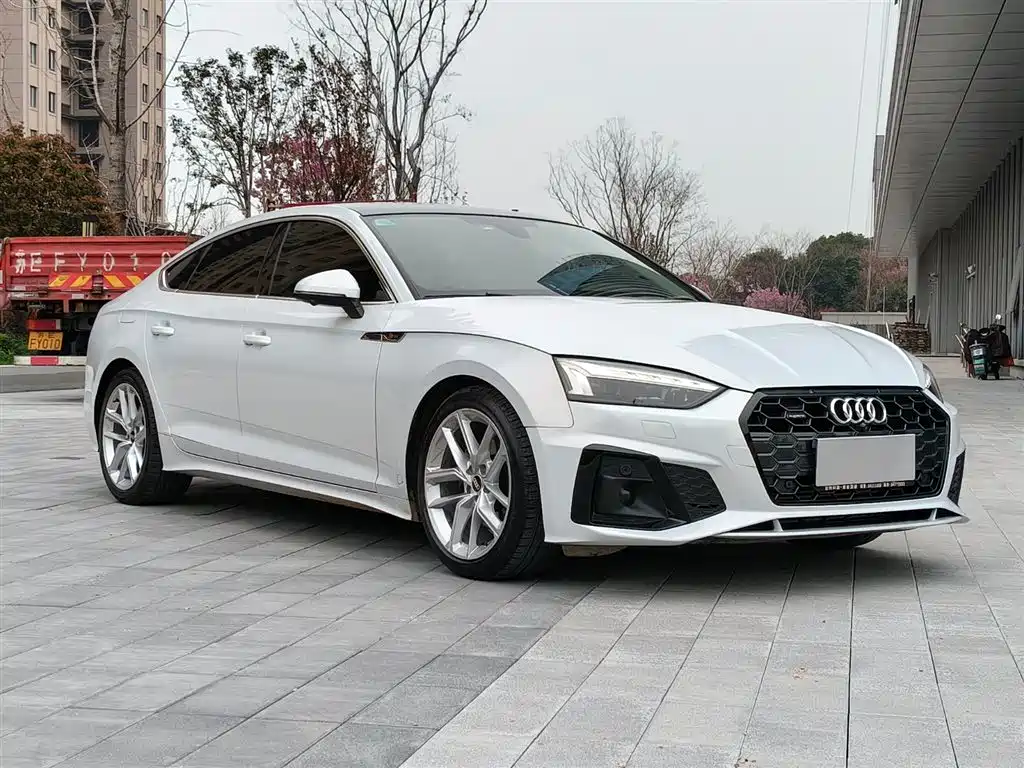 Audi A5 2021 — фото 8