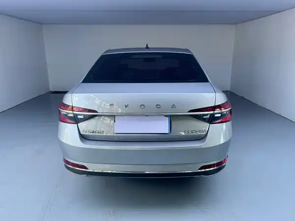 Skoda Superb 2023